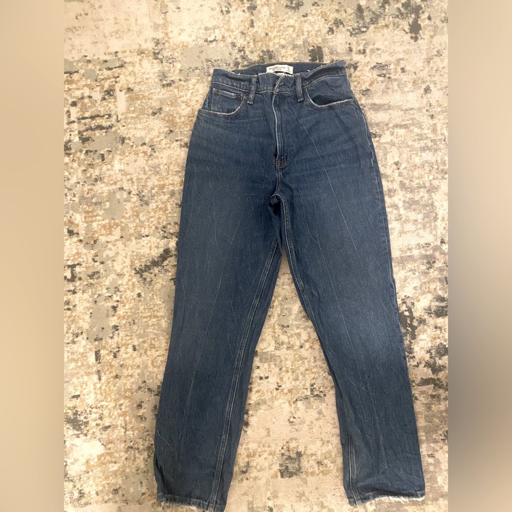 Abercrombie & Fitch 90s Straight Ultra High Rise